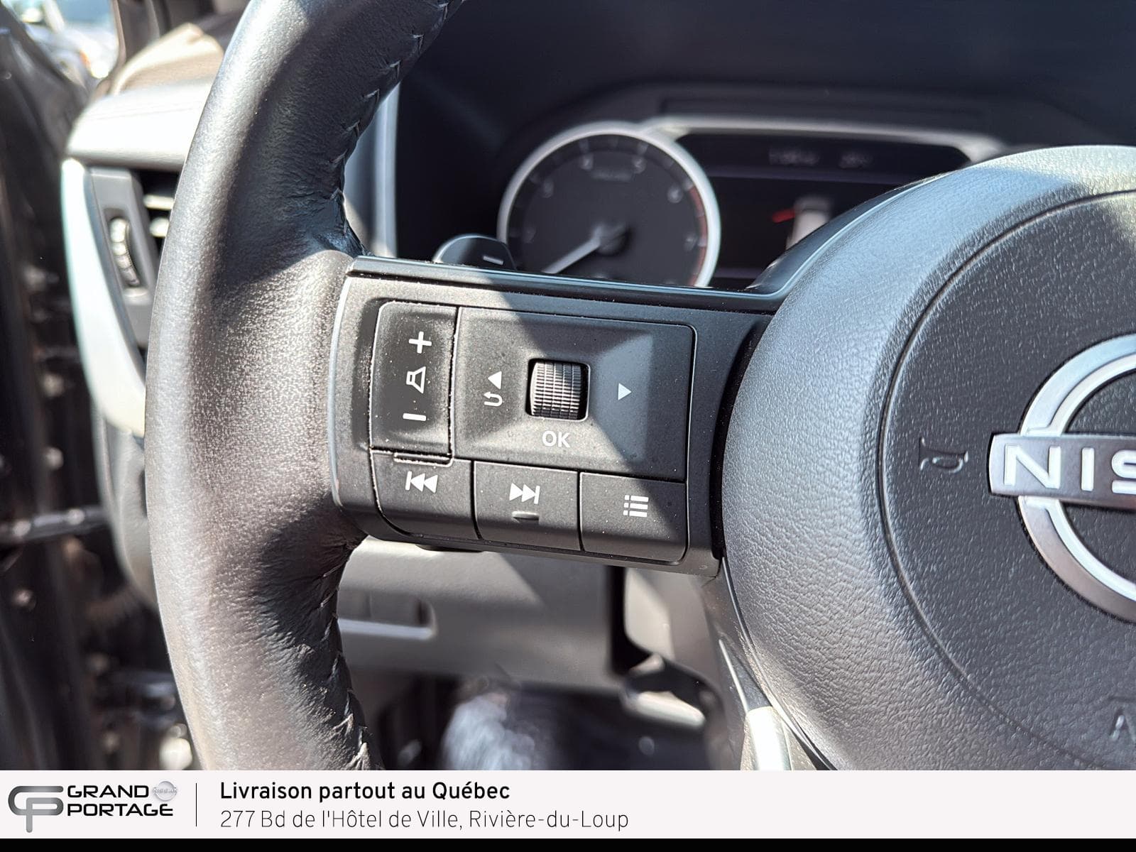 Nissan Rogue 2023 — photo 16