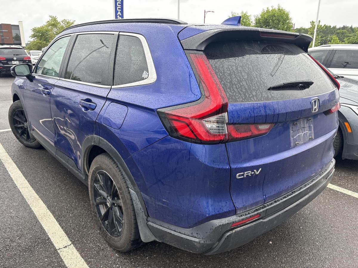 Honda CR-V 2023 — photo 2