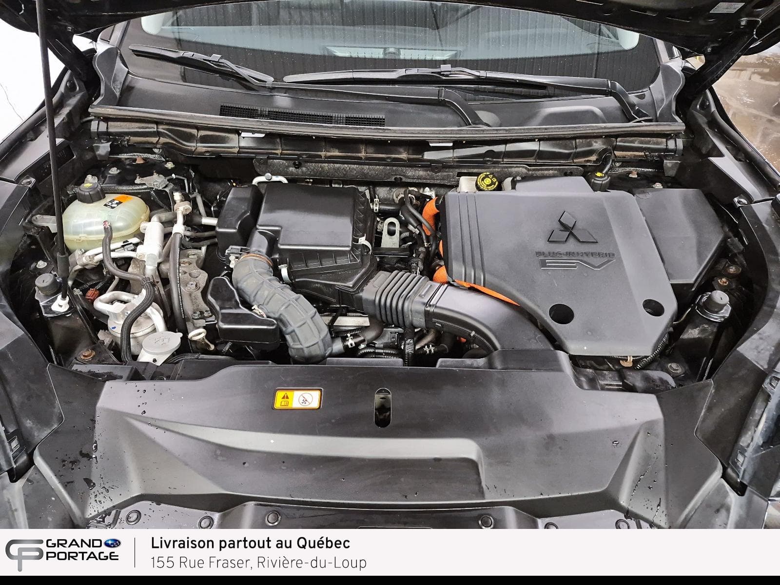 Mitsubishi Outlander PHEV 2023 — photo 9