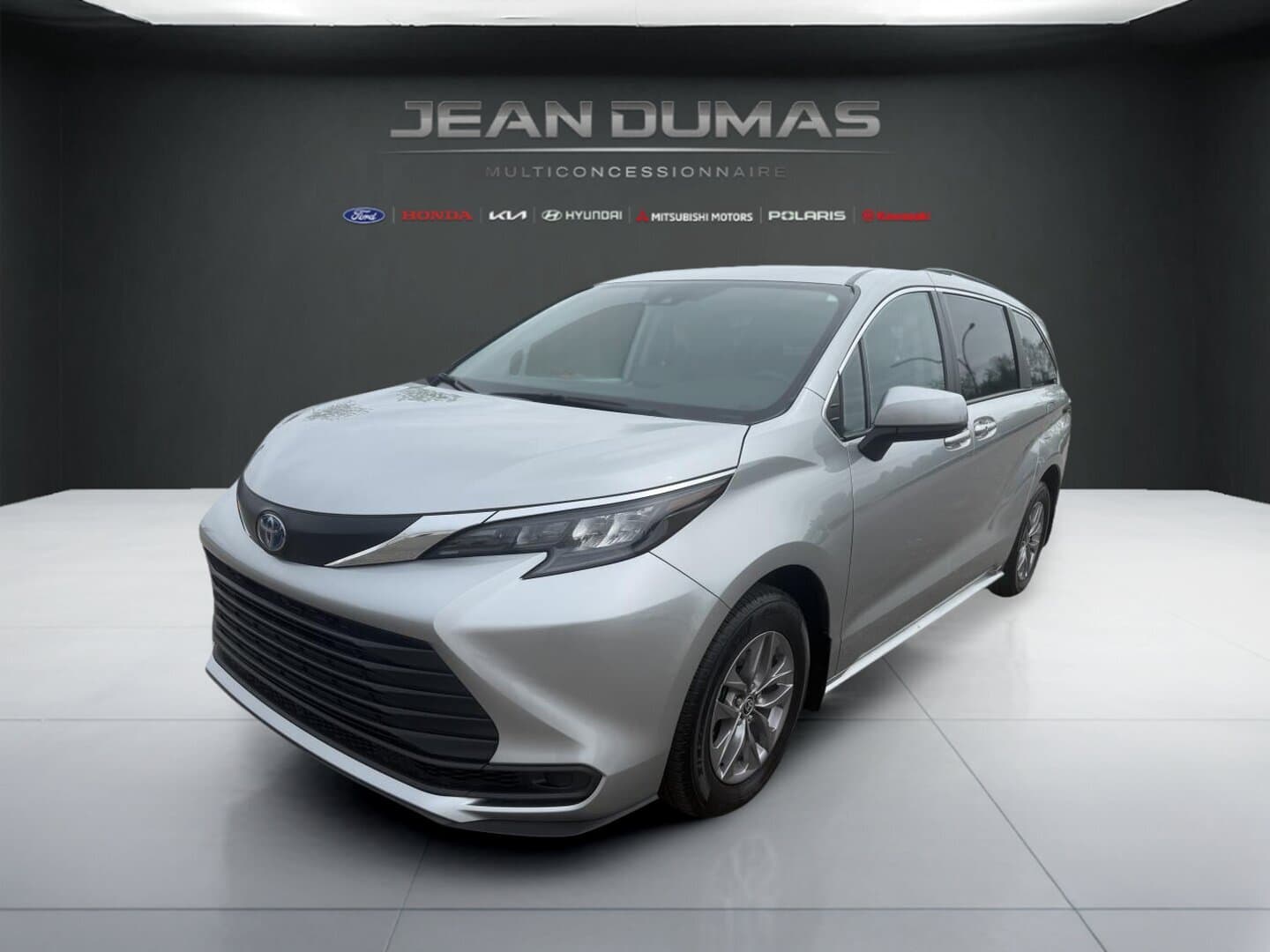 Toyota Sienna 2024 à vendre à Roberval