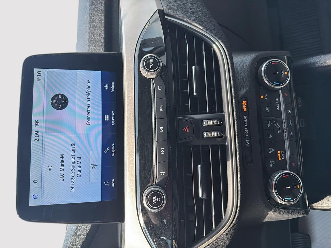 Ford Escape 2022 — photo 14