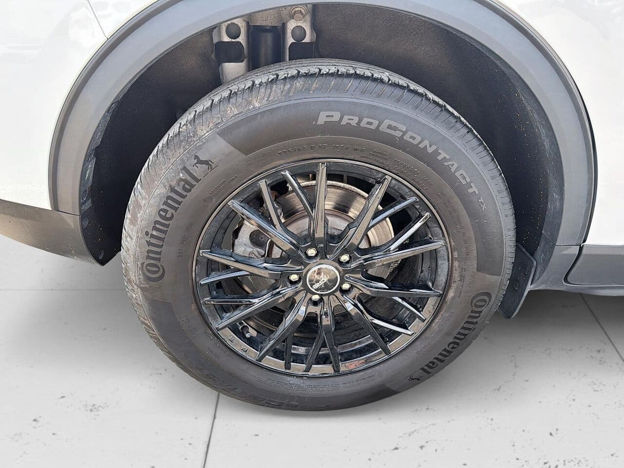 Ford Escape 2022 — photo 8