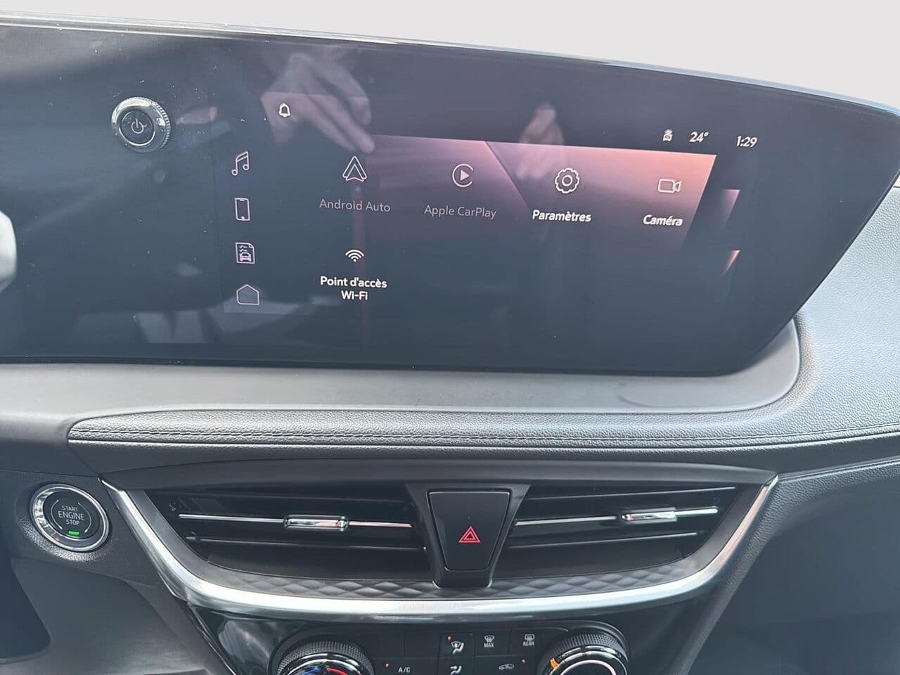 Buick Encore GX 2024 — photo 14