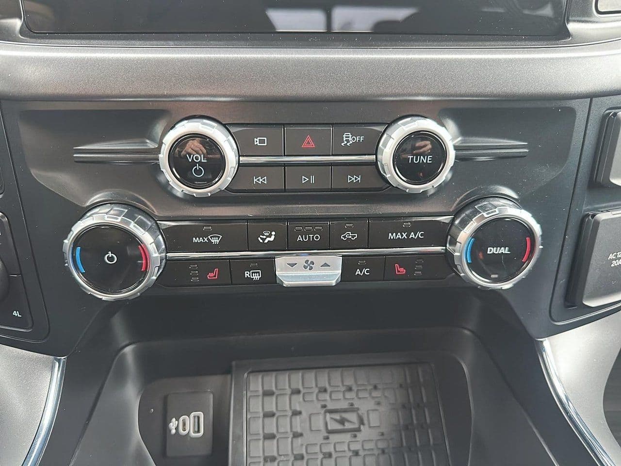 Ford F-150 2025 — photo 17