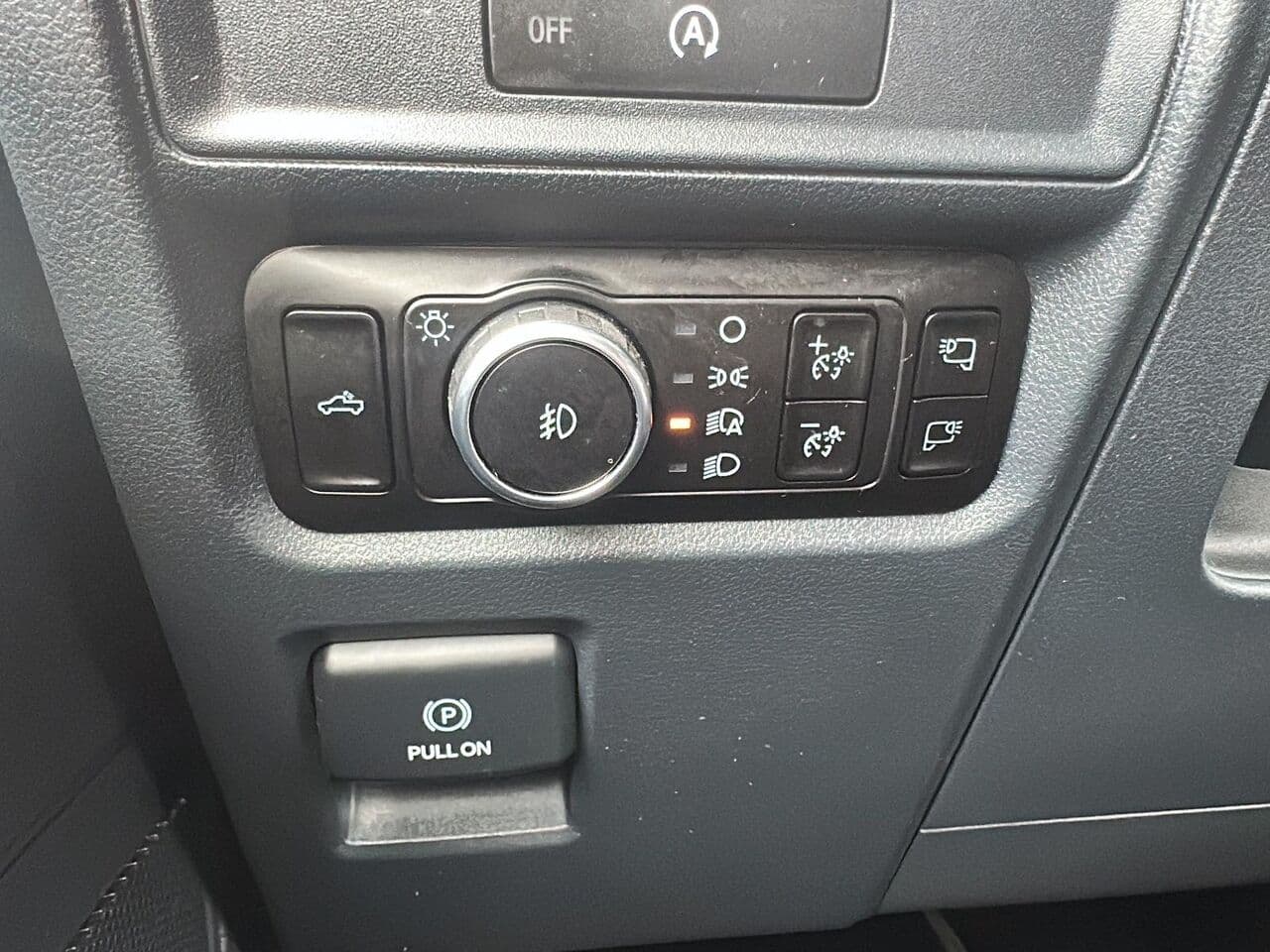 Ford F-150 2025 — photo 18