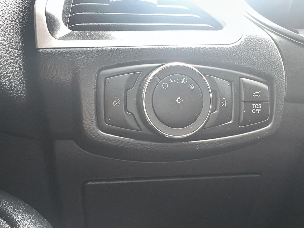 Ford Edge 2024 — photo 16
