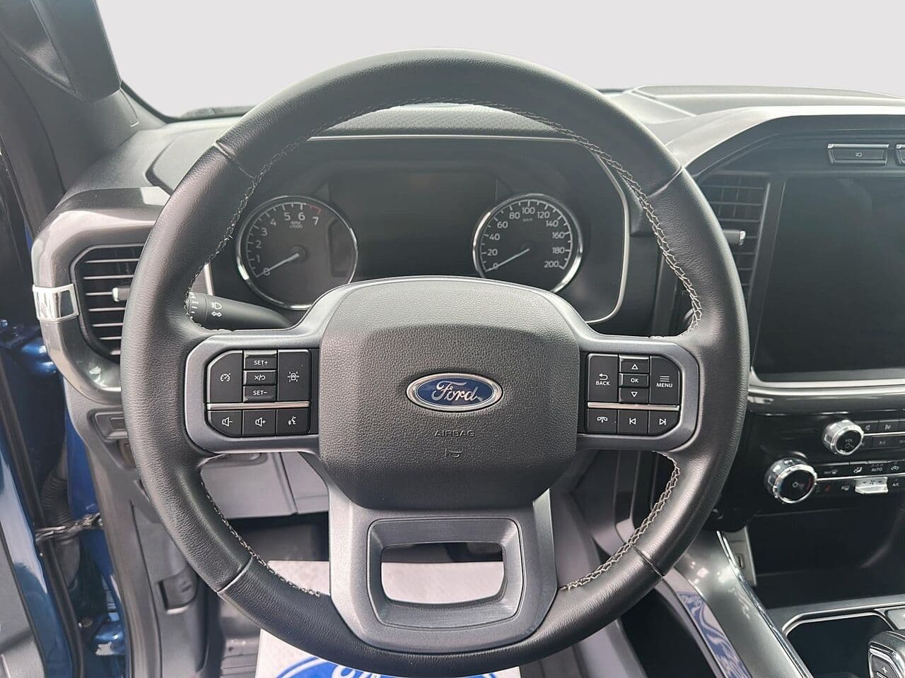 Ford F-150 2023 — photo 10