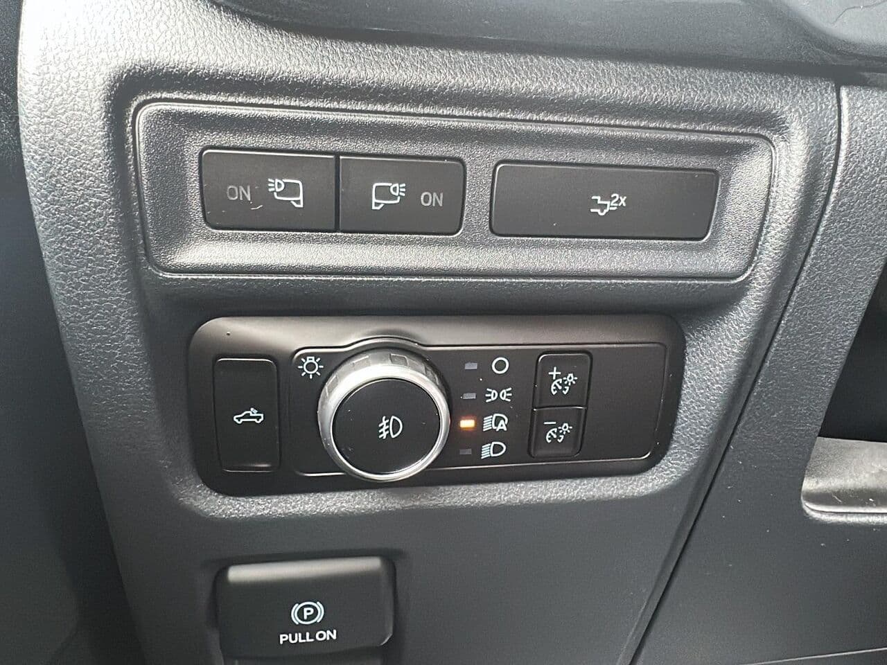 Ford F-150 2023 — photo 19