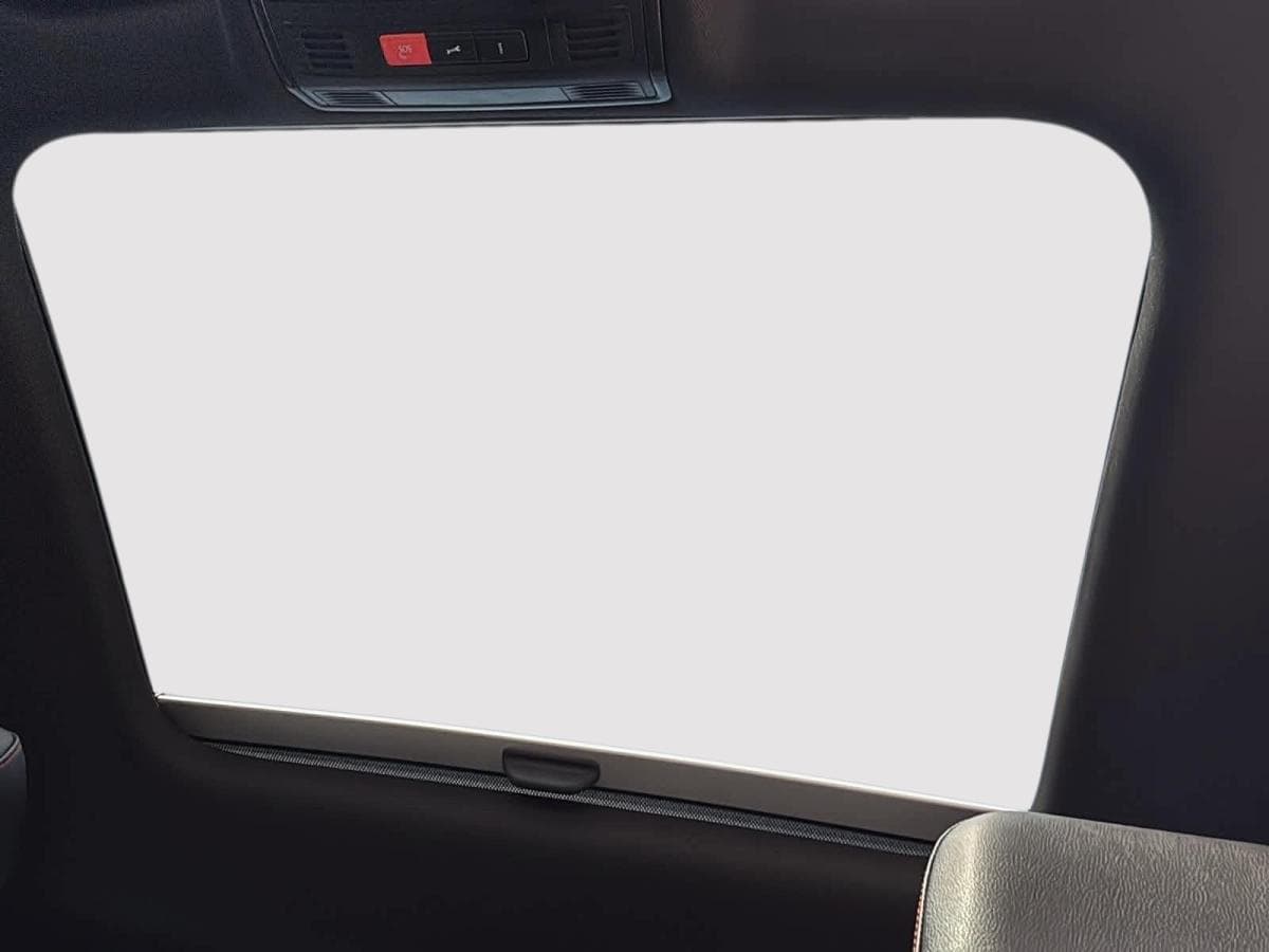 Volkswagen Jetta GLI 2023 — photo 17