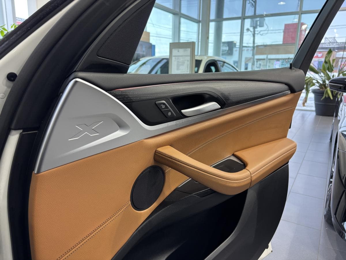 BMW X3 2023 — photo 9
