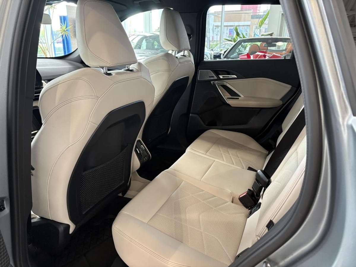 BMW X1 2023 — photo 8