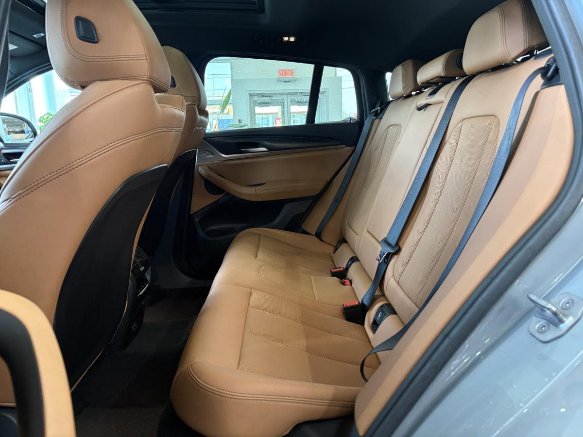 BMW X4 2023 — photo 9