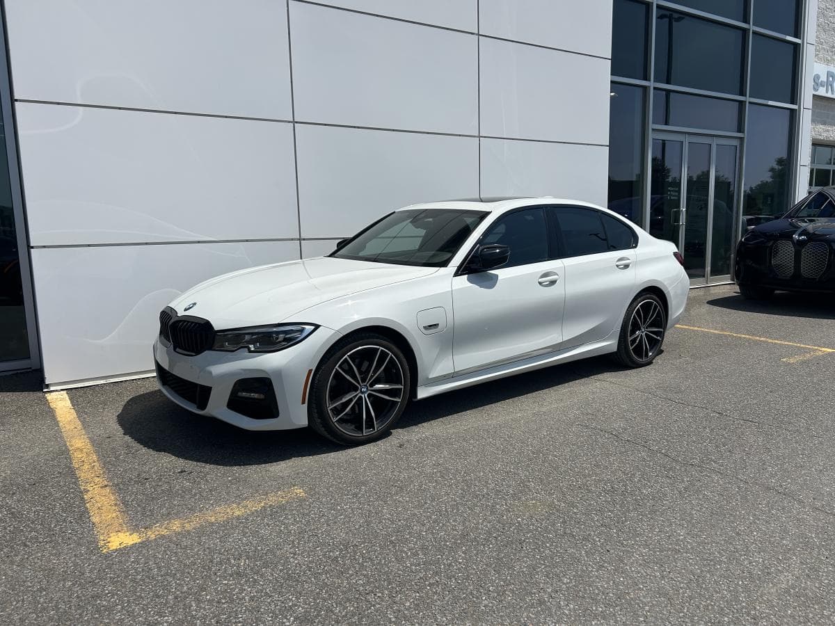 BMW 330e 2022 à vendre à Trois-Rivières