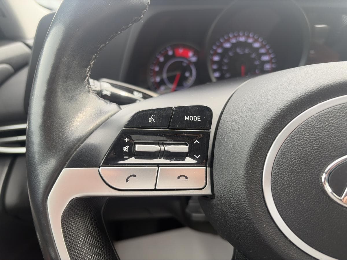 Hyundai Elantra 2022 — photo 10