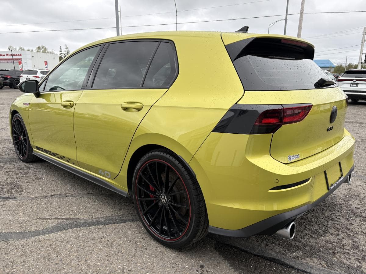 Volkswagen Golf GTI 2023 — photo 6