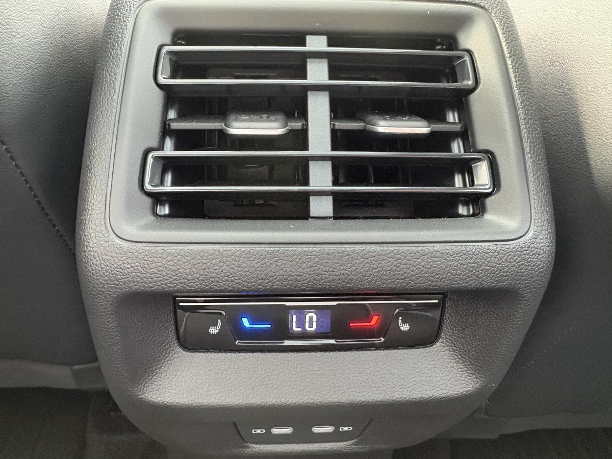 Volkswagen Tiguan 2026 — photo 13