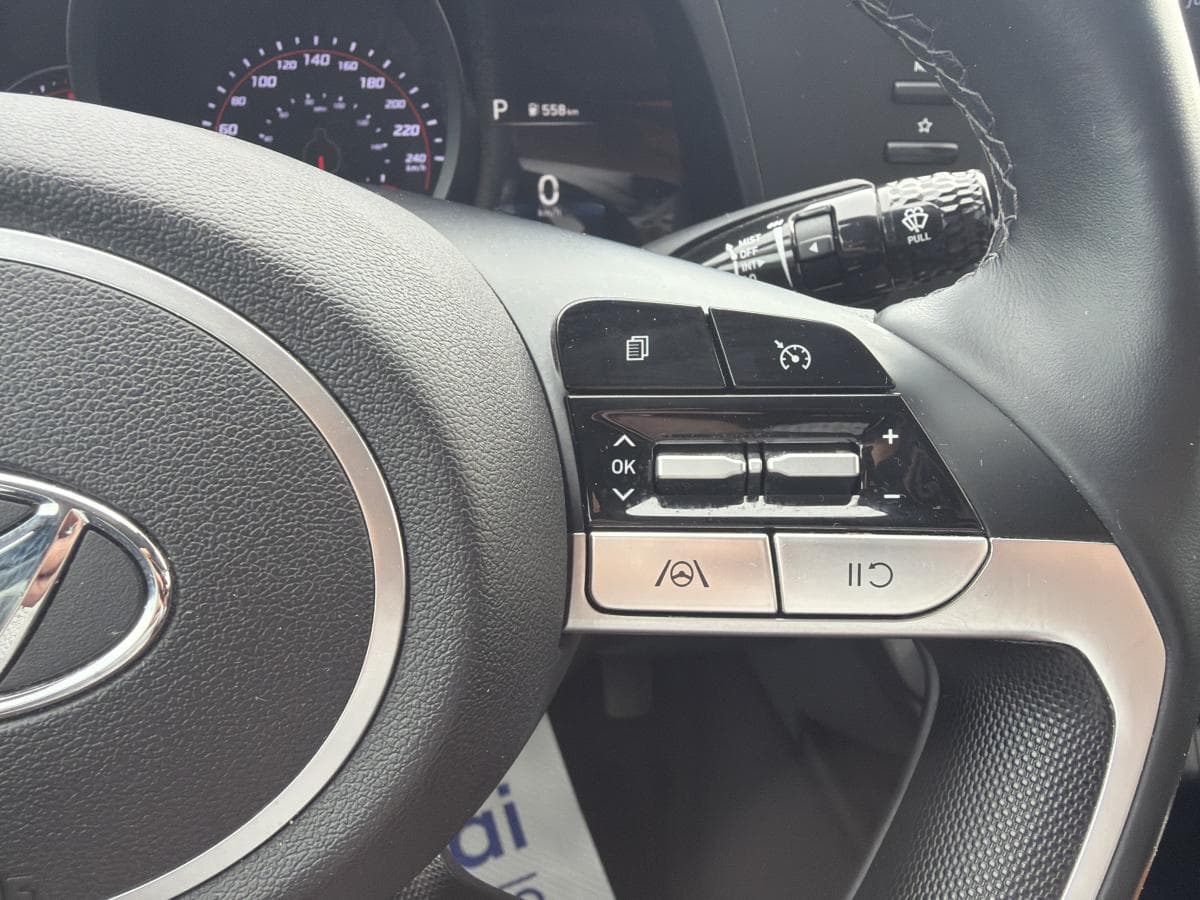 Hyundai Elantra 2022 — photo 11