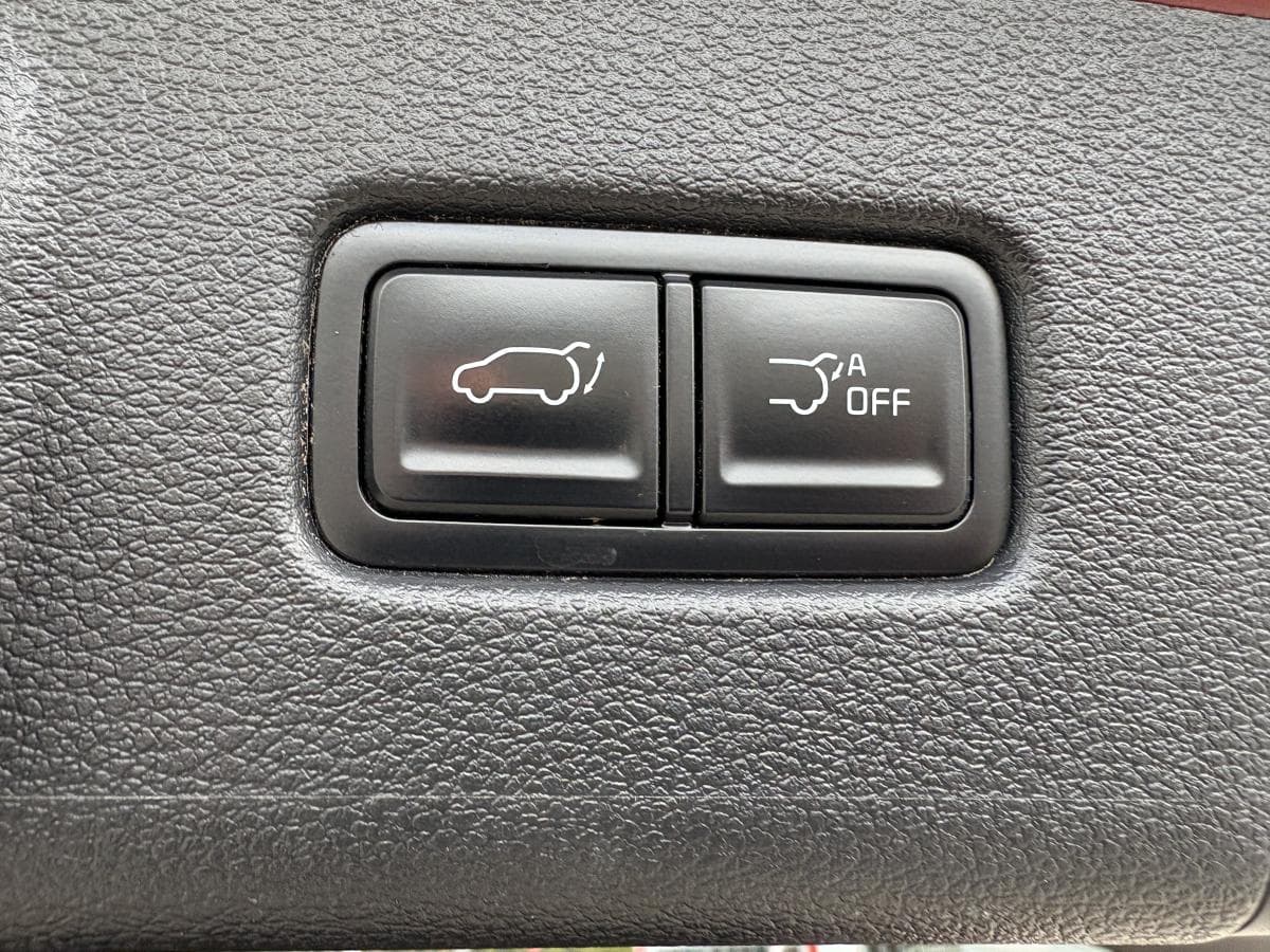 Kia Telluride 2023 — photo 11