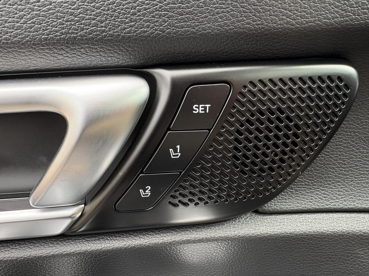 Kia Telluride 2023 — photo 20