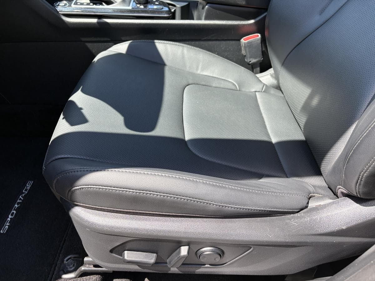 Kia Sportage 2023 — photo 12