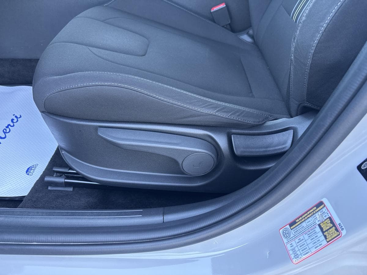 Hyundai Elantra 2022 — photo 7
