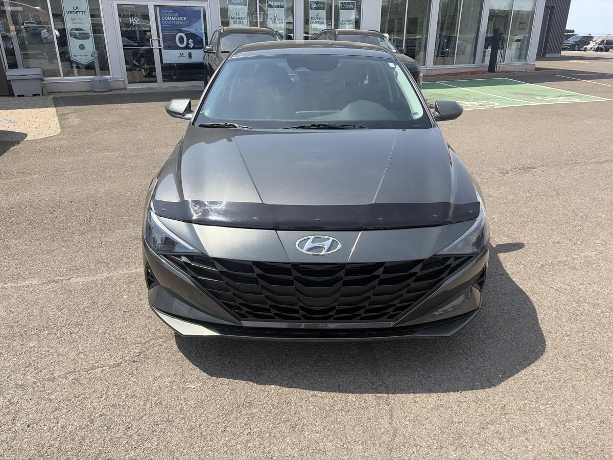 Hyundai Elantra 2023 — photo 2