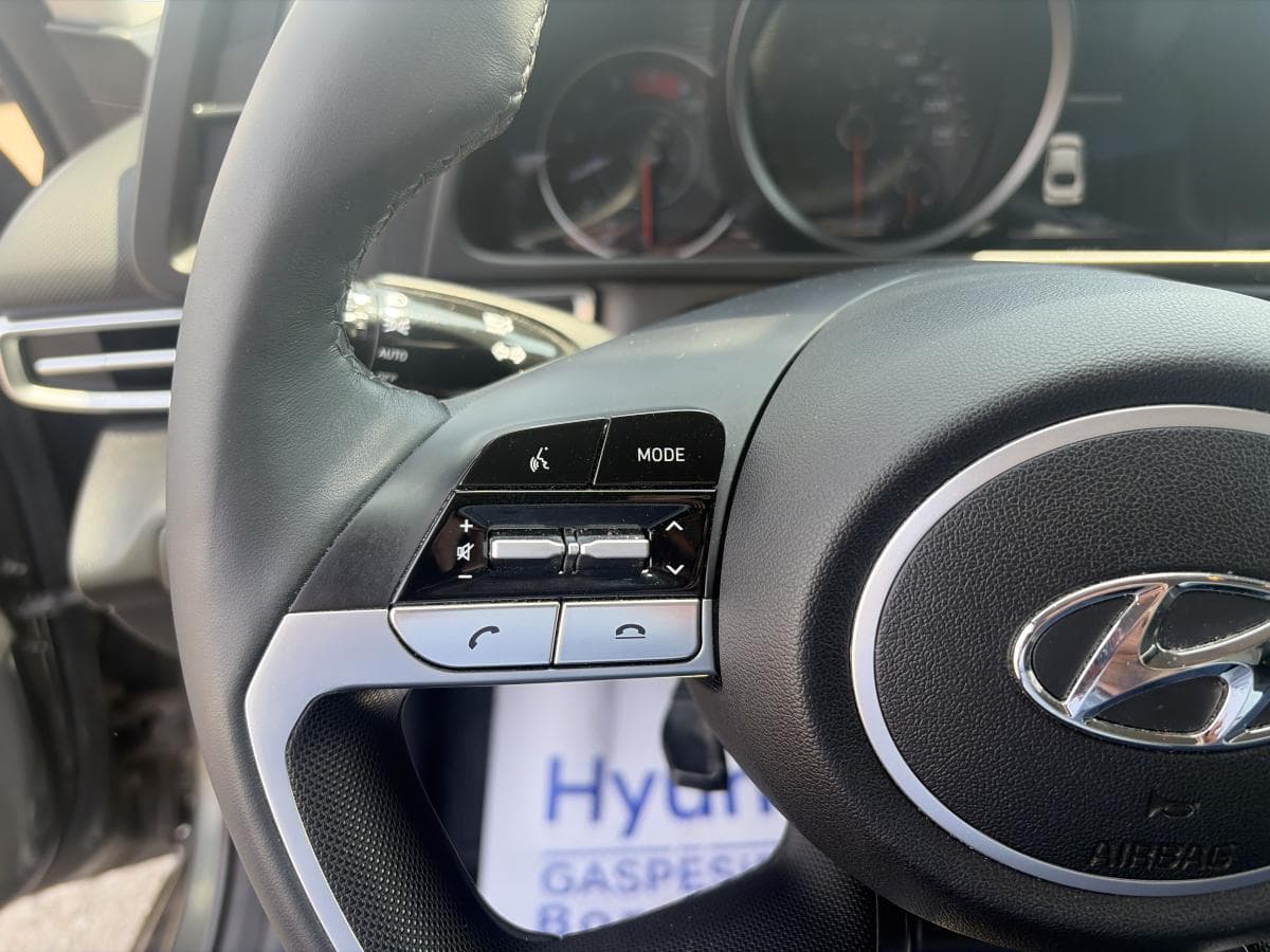 Hyundai Elantra 2023 — photo 9
