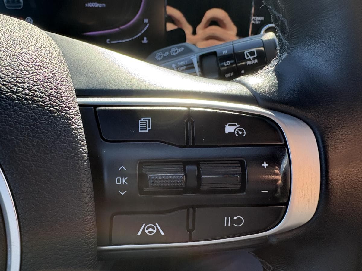 Kia Sportage 2023 — photo 16
