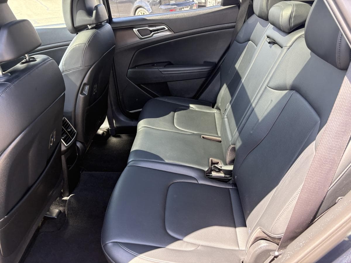 Kia Sportage 2023 — photo 10