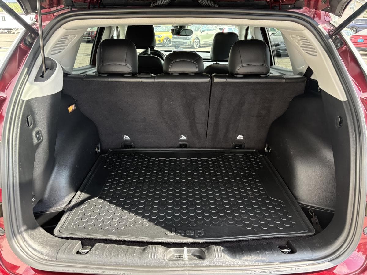 Jeep Compass 2022 — photo 15