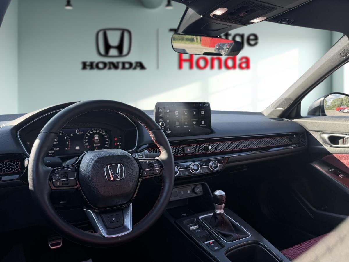 Honda Civic 2026 — photo 11