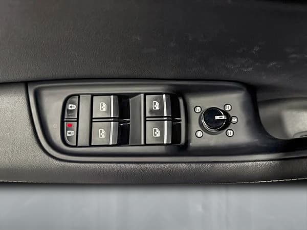 Audi Q8 2023 — photo 13
