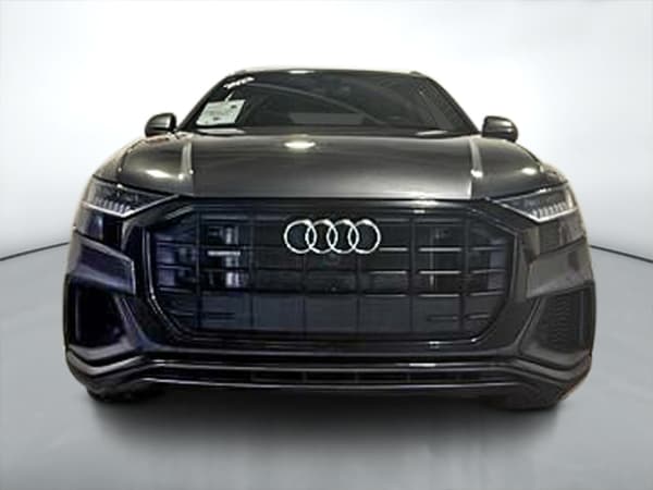 Audi Q8 2023 — photo 8