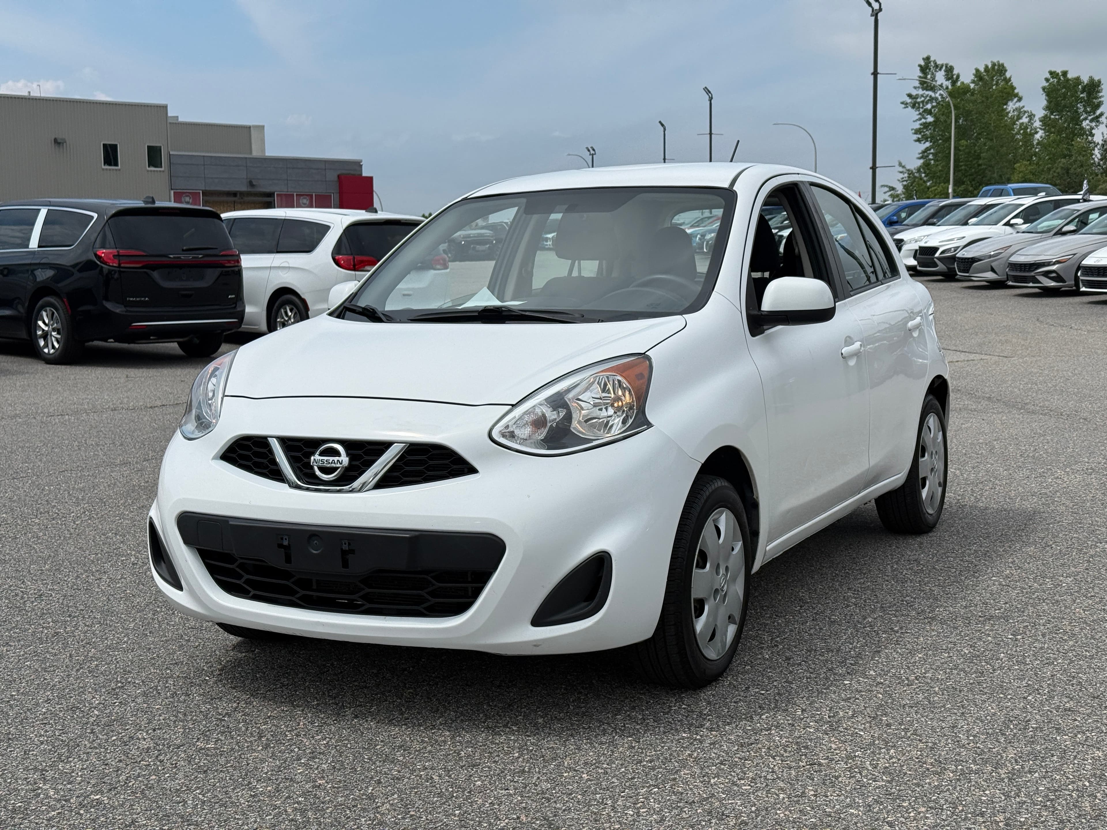 Nissan Micra 2018 — photo 7