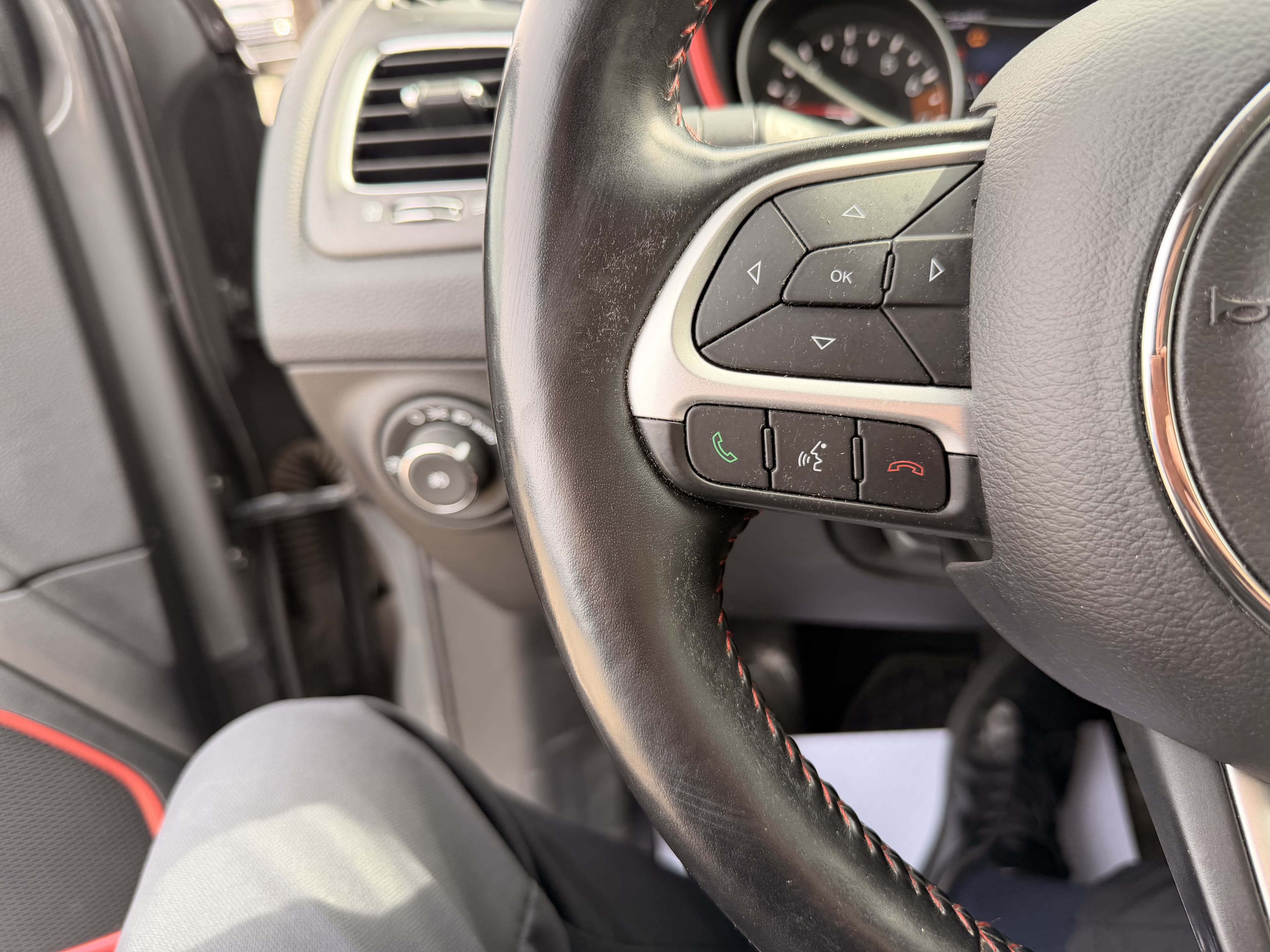 Jeep Compass 2020 — photo 18