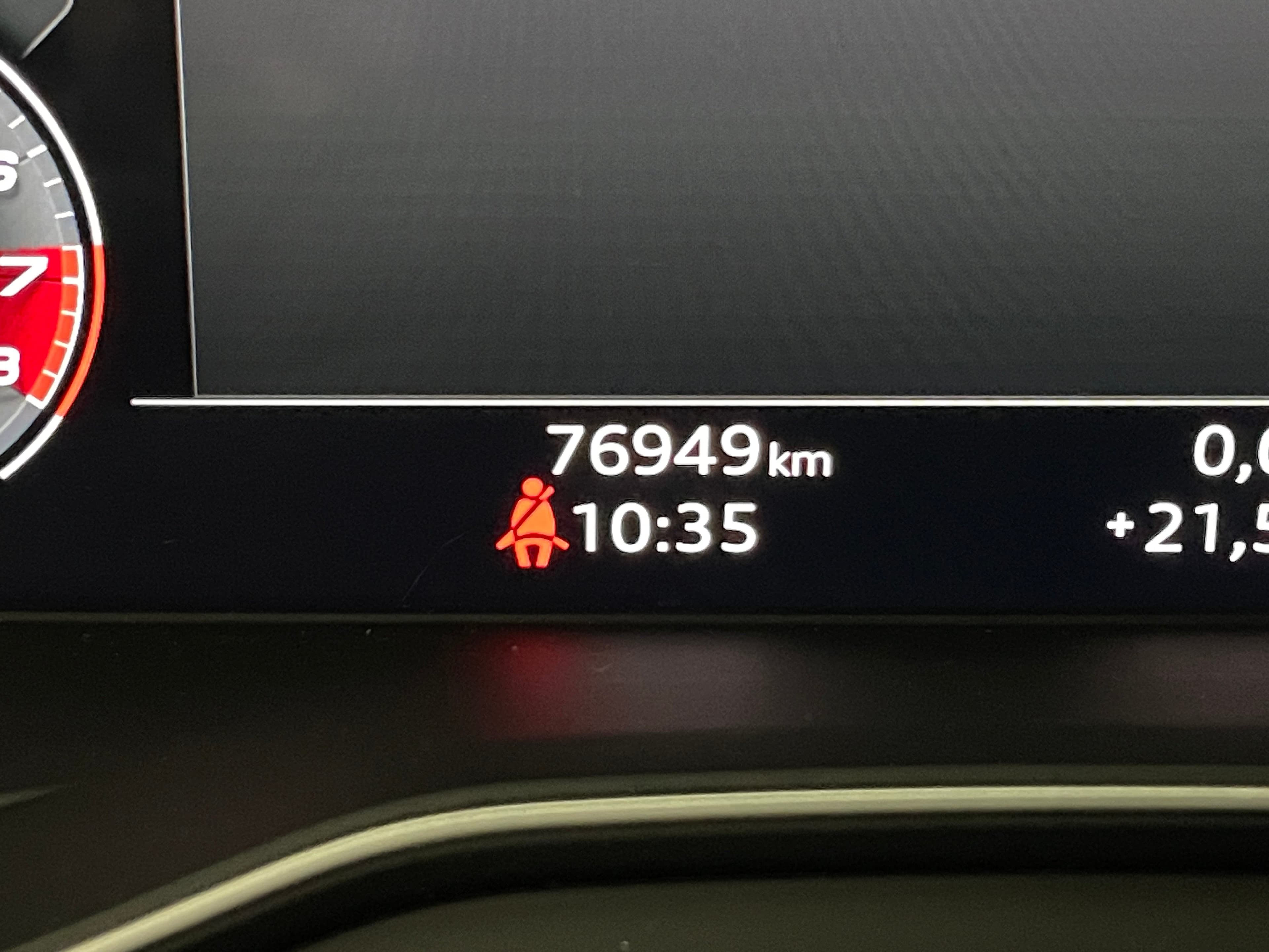 Audi Q5 2021 — photo 17