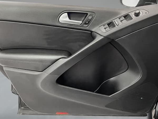 Volkswagen Tiguan 2017 — photo 10