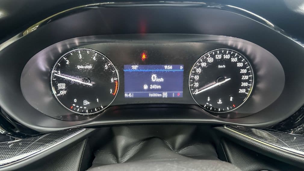 Buick Envision 2022 — photo 13