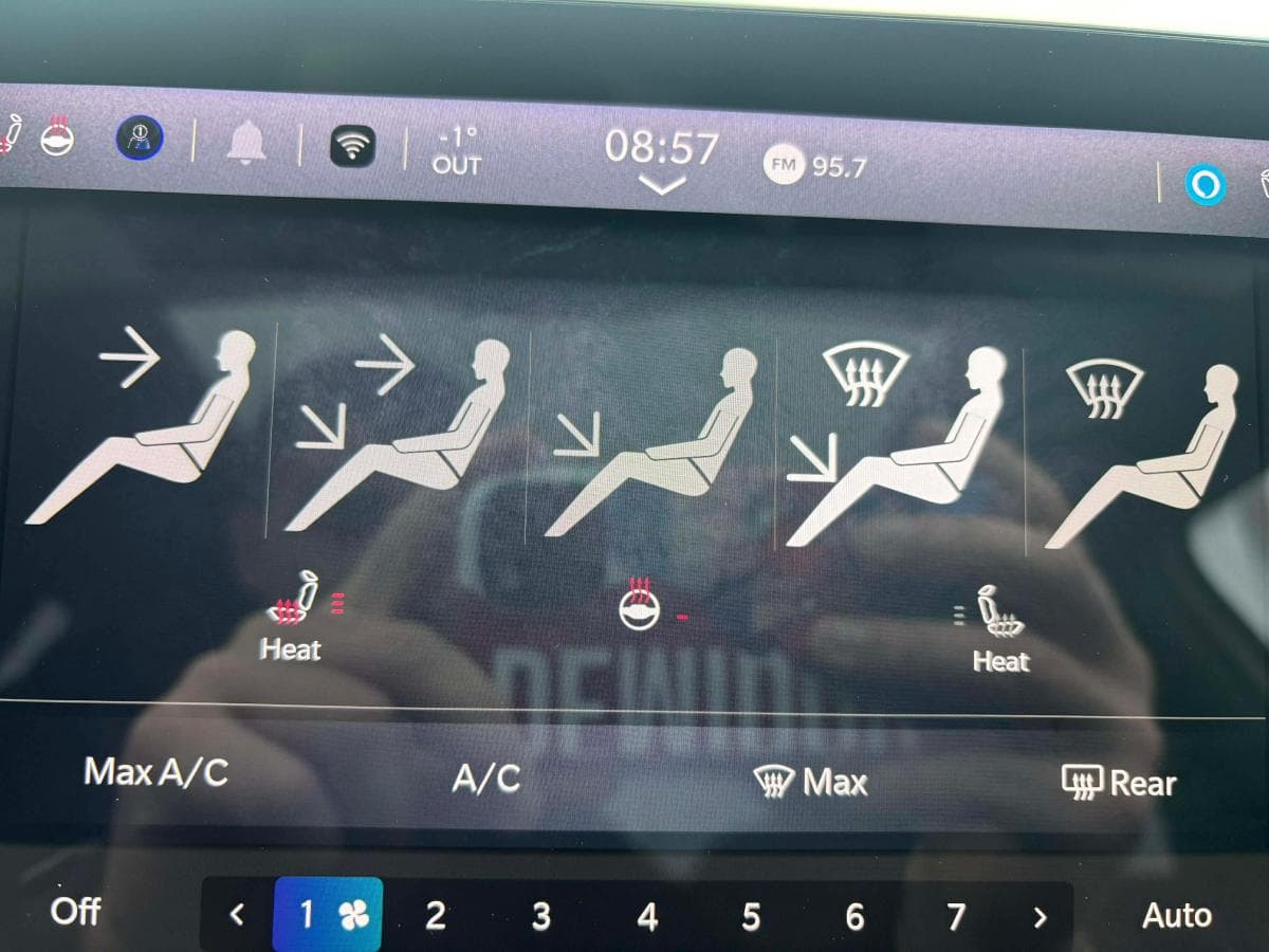Jeep Compass 2024 — photo 16