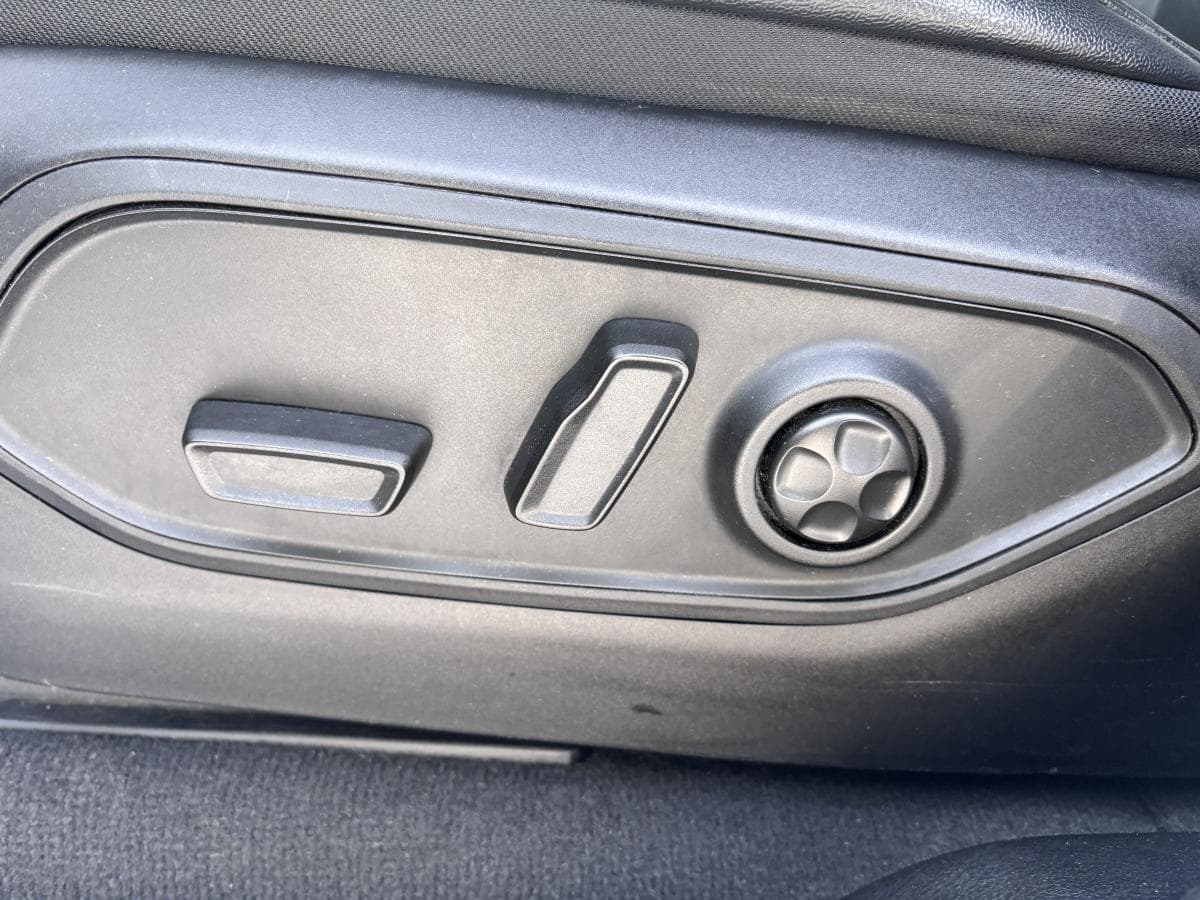 Jeep Grand Cherokee 2023 — photo 12