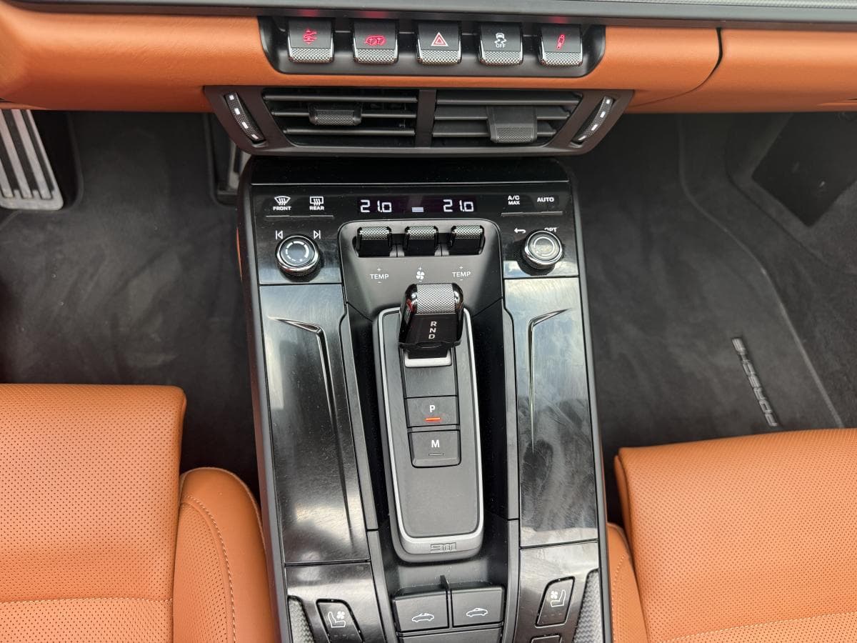 Porsche 911 2026 — photo 12
