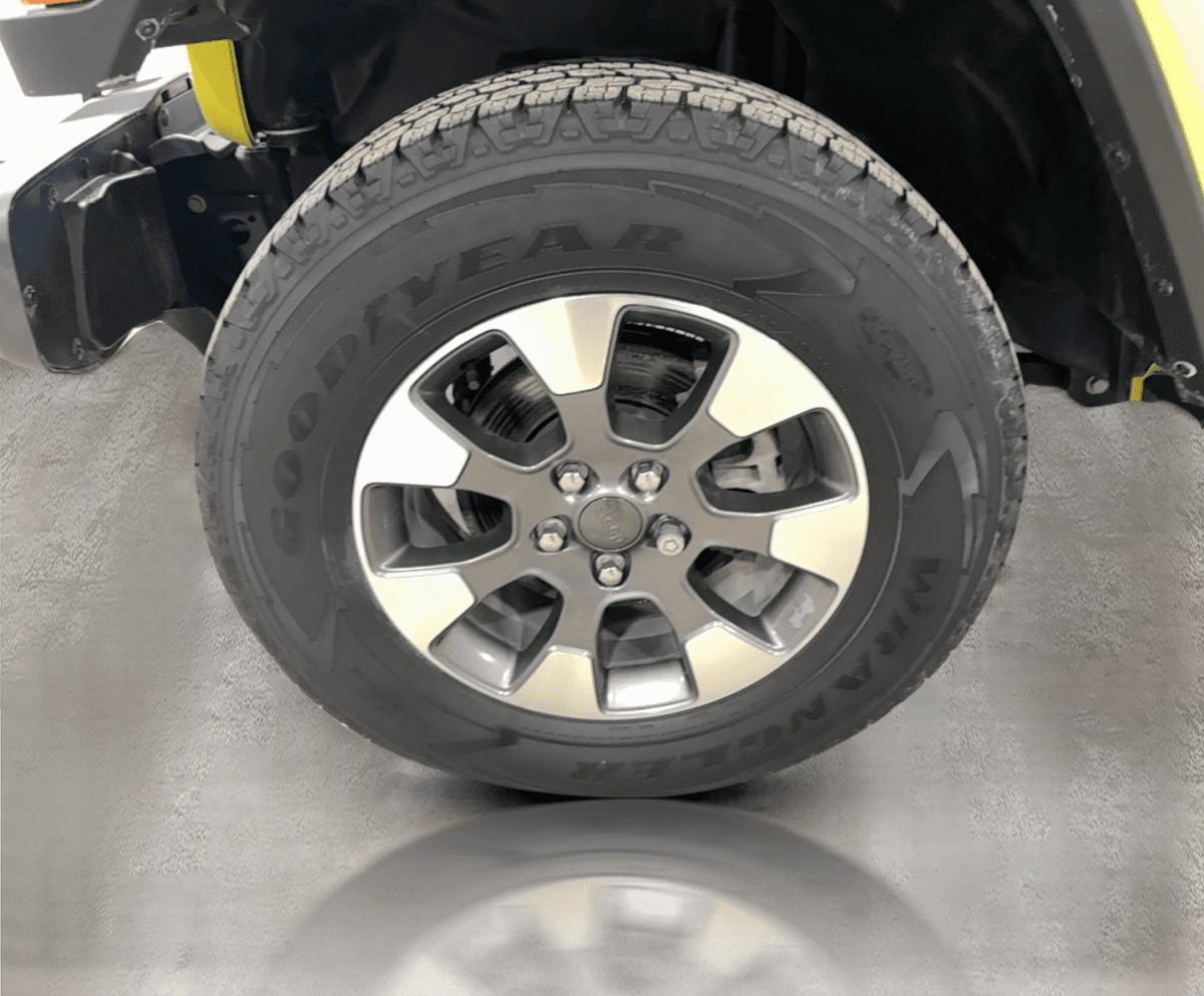 Jeep Wrangler 2023 — photo 8