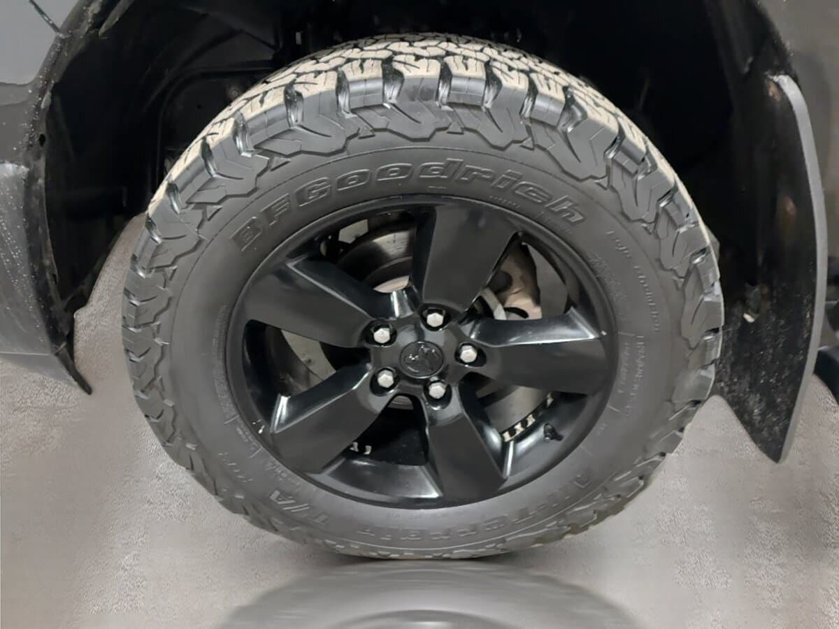 RAM 1500 Classic 2023 — photo 7