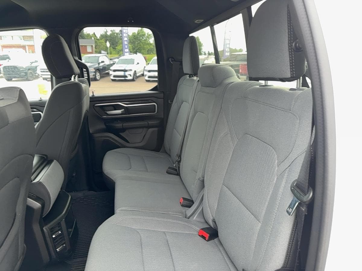 RAM 1500 2023 — photo 14