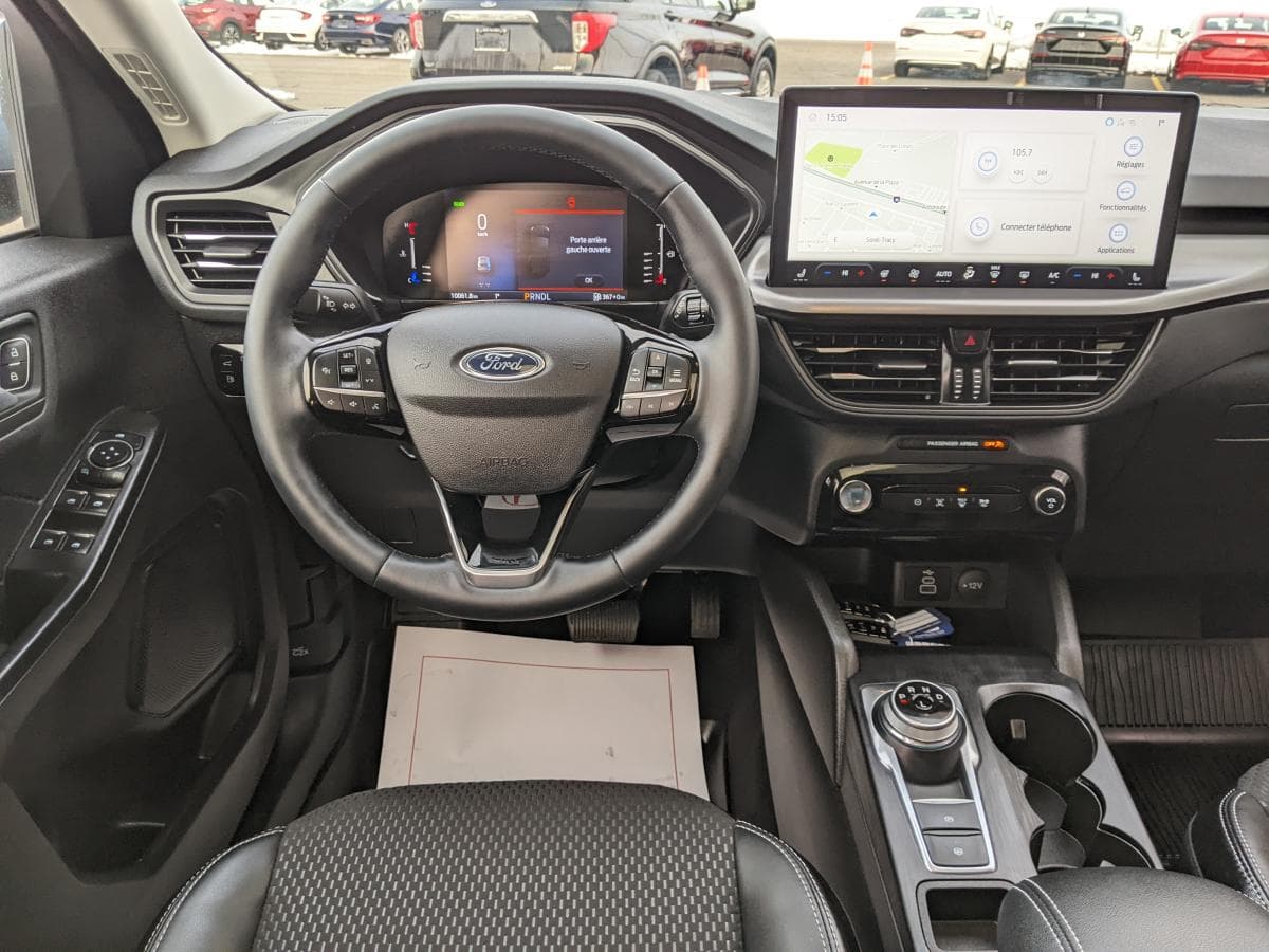 Ford Escape Plug-in Hybrid 2024 — photo 11