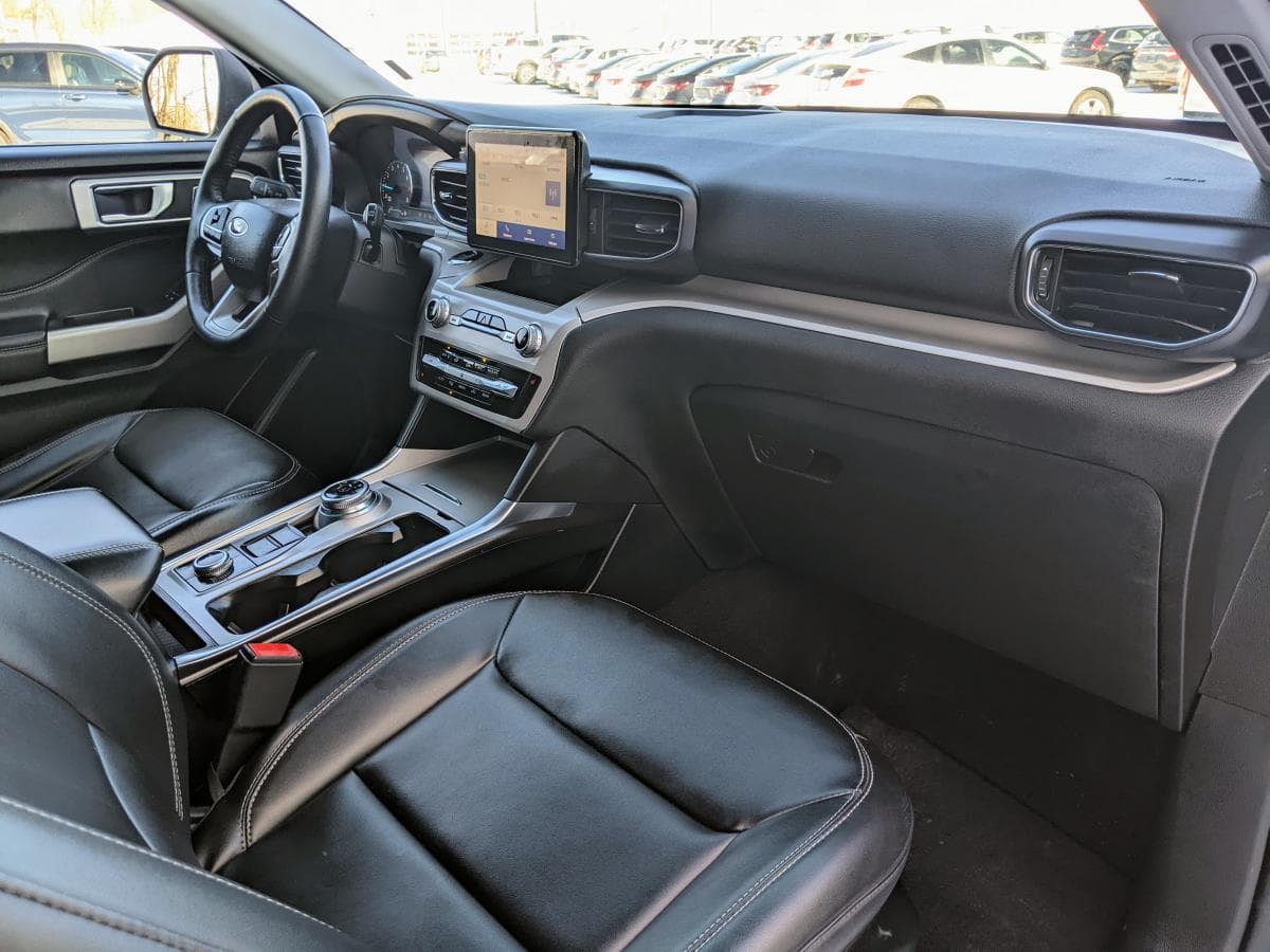 Ford Explorer 2024 — photo 14