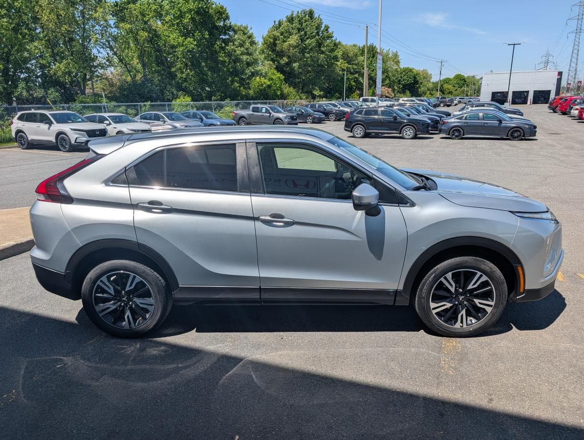 Mitsubishi Eclipse Cross 2023 — photo 7