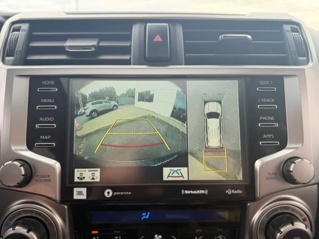 Toyota 4Runner 2023 — photo 19