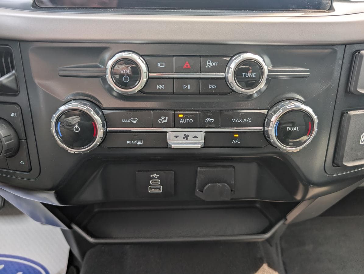 Ford F-150 2025 — photo 16