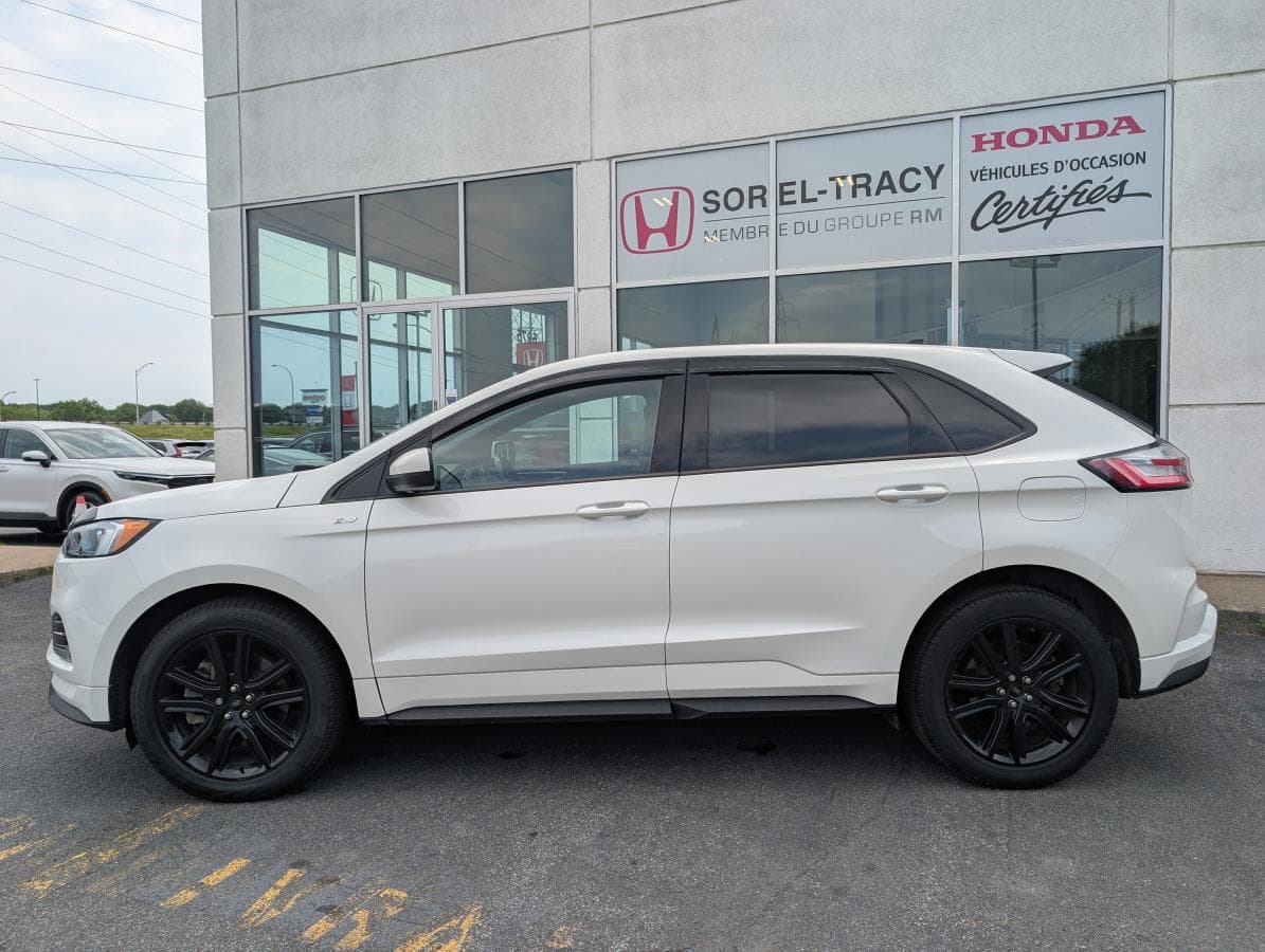 Ford Edge 2023 — photo 3